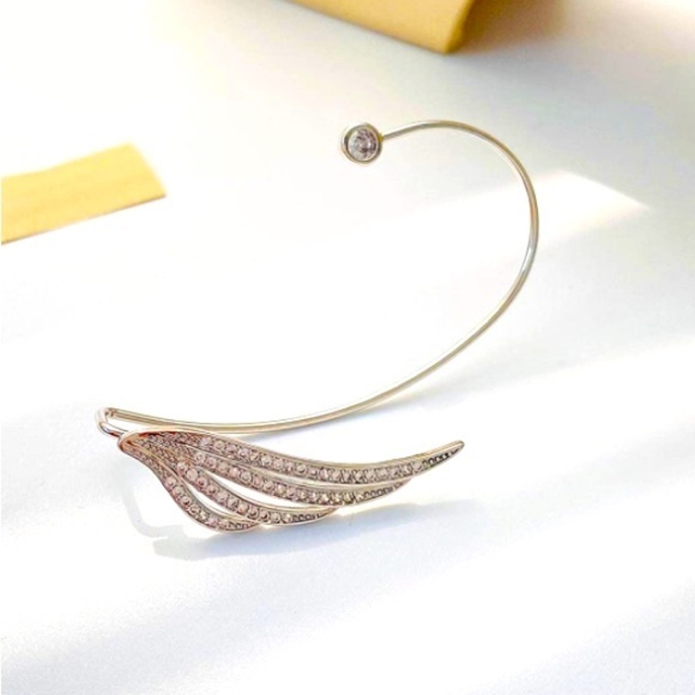 Shimmering Silver🕊️👼 Pavé Angelic Goddess Festival Ear Cuff - Picture 6 of 6